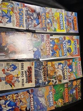 Sonic the Hedgehog Comic Book Collection - Blue